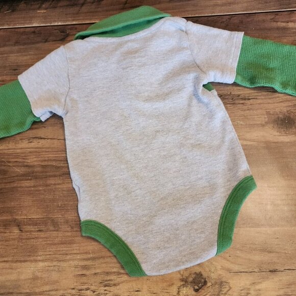 John Deere Baby Boy Size 6 Months Bodysuit One Piece Embroidered Tractor Thermal - Picture 8 of 9